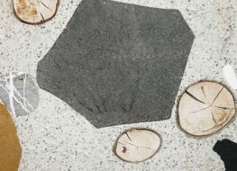 012 - detail monolith dreamer